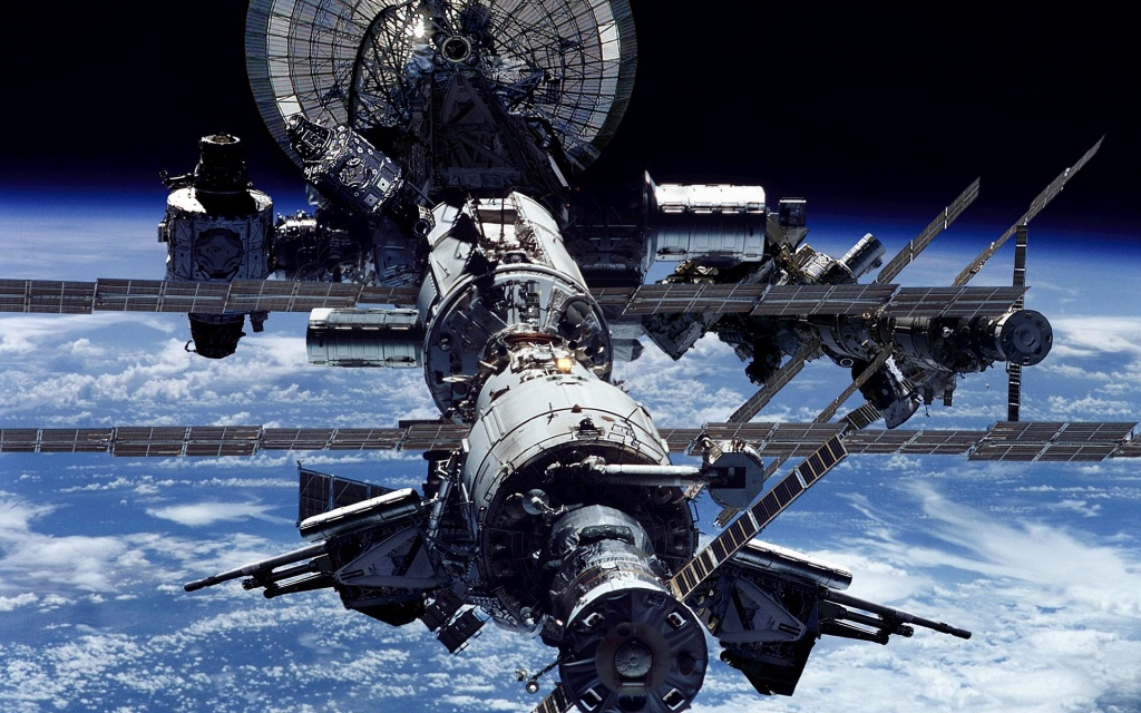 Veja a Estação Espacial Internacional a olho nu