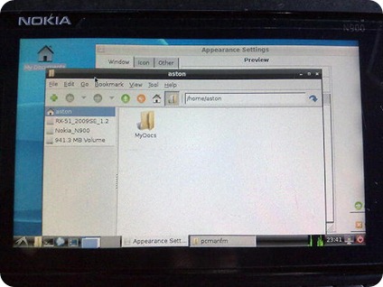Ubuntu-Mobile-9.04-on-Nokia-N900-Maemo-4