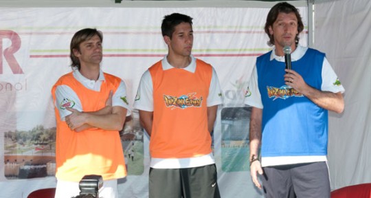 João Vieira Pinto, Dimas e Fábio Simões com Inazuma Eleven.