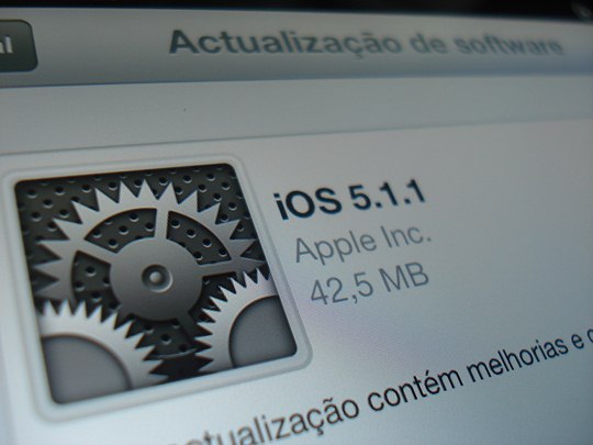 Apple disponibiliza iOS 5.1.1…