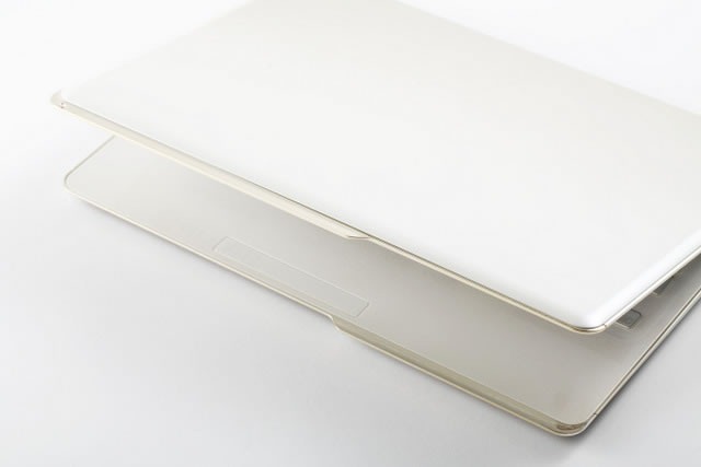 Fujitsu anuncia um ultrabook só para mulheres!
