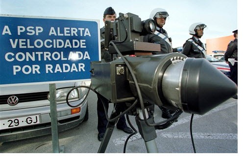 PSP informa no Facebook localização de radares