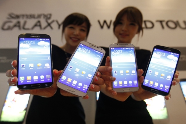 Galaxy S4 de 16GB vendido com metade da memória ocupada