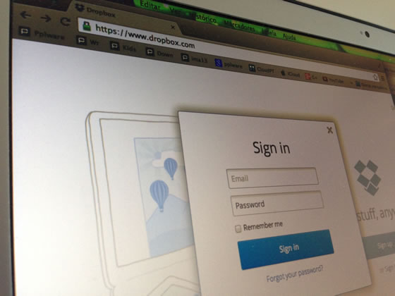 Dropbox dá uma vista de olhos nos ficheiros lá guardados…