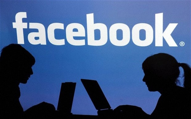 8 Razões porque Homens e Mulheres usam o Facebook
