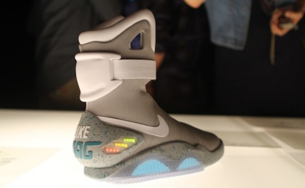 nike-airmag-top-image1_large_verge_medium_landscape