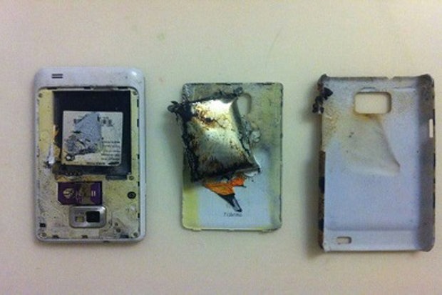 Samsung Galaxy S2 explode e fere gravemente menina de 7 anos