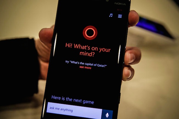 Louise, a assistente pessoal que existiu antes da Cortana