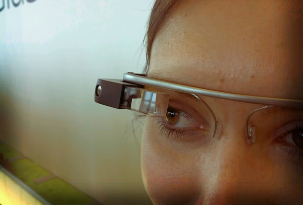 imagem_google_glass01_small