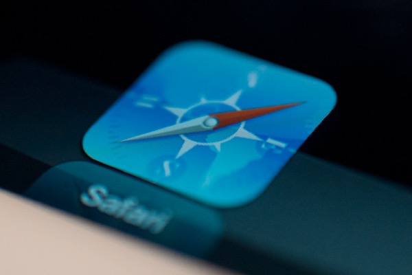 Apps iOS que usam browser têm grave problema de segurança