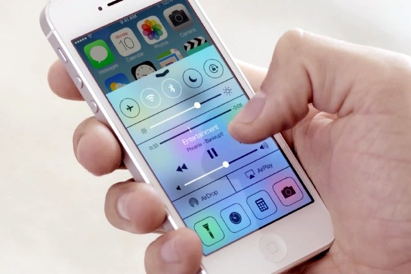 Utilizadores do iPhone 4S, não corram a actualizar para o iOS 8