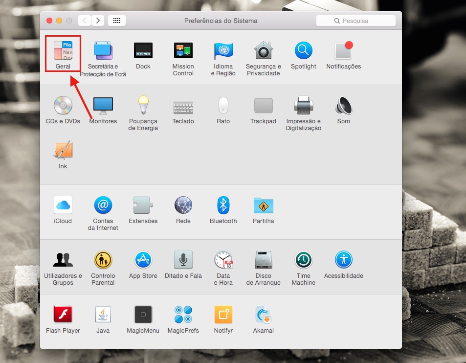Como activar a Doca e a barra de menus escurecida no Yosemite