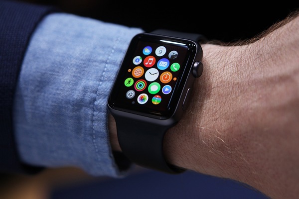 Ter no smartwatch a cara de um relógio de marca? Impossível!