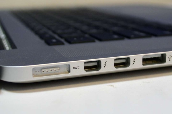 USBdriveby: Os Macs estão vulneráveis a uma simples pen USB