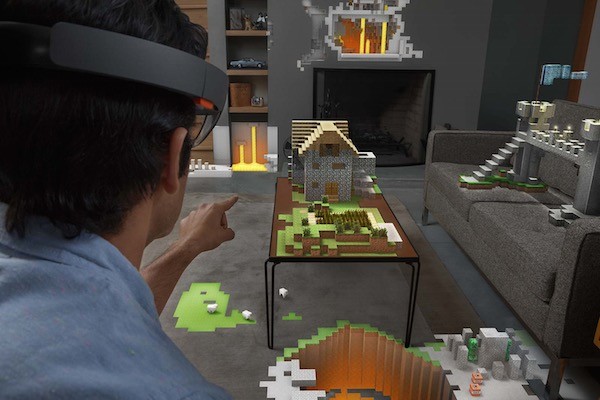 Microsoft_HoloLens_4