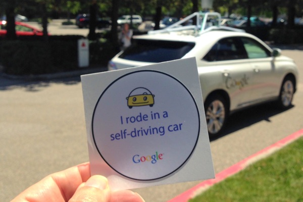 Google e os seus carros autónomos podem competir com a Uber