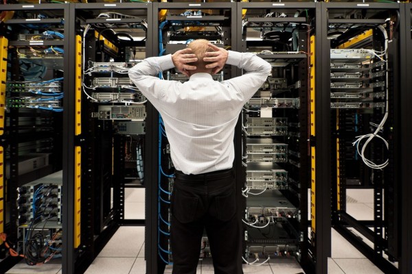 imagem_datacenter_disaster00