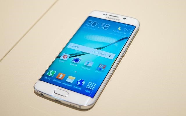 Afinal é possível remover a bateria do Galaxy S6 mas…