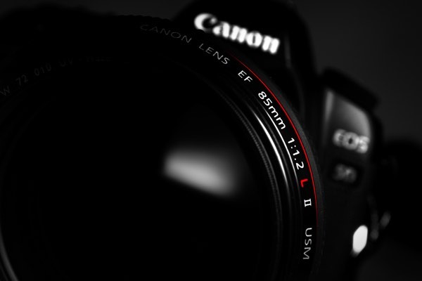 canon_dslr_1