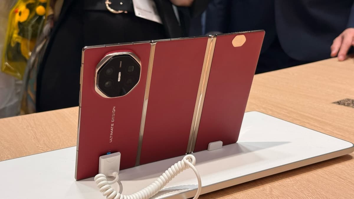 Samsung lançará um smartphone trifold até ao final do ano