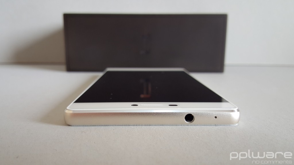 Huawei P8 - Laterais (2)