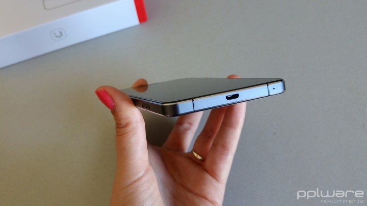 InnJoo One - Porta microUSB
