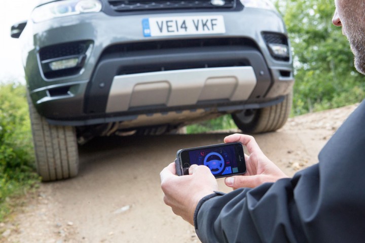 pplware_range-rover-sport-remote-control