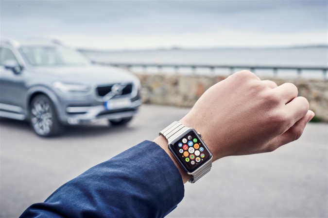 E se controlasse o seu carro através do seu smartwatch?