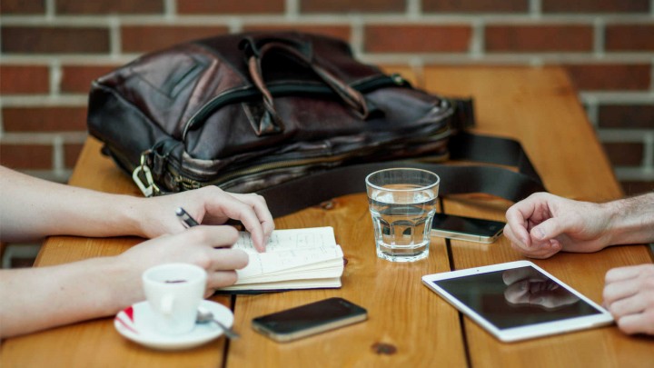 smartphone_employment