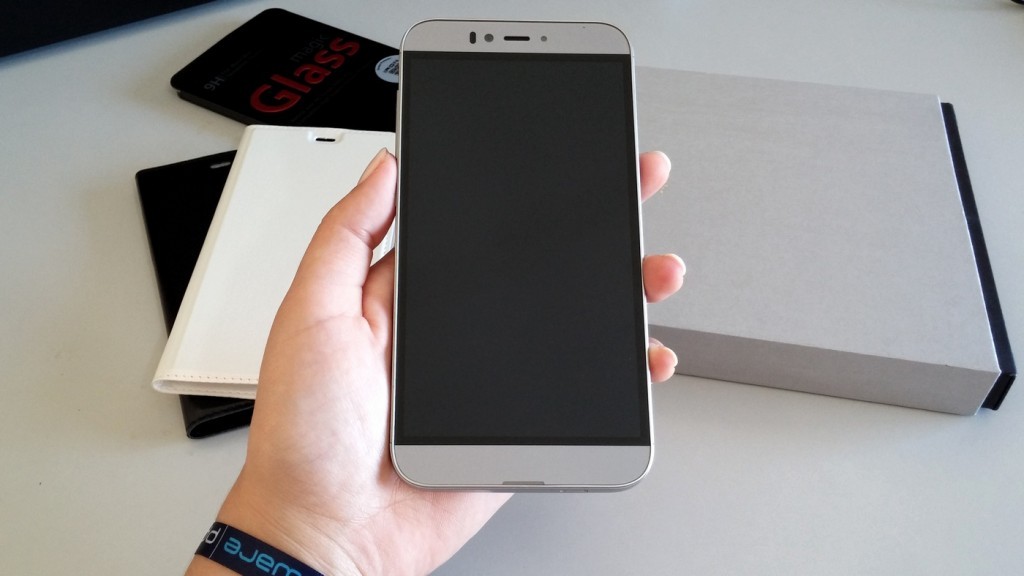 Unboxing ao UMI Iron: será mais um poderoso smartphone chinês?