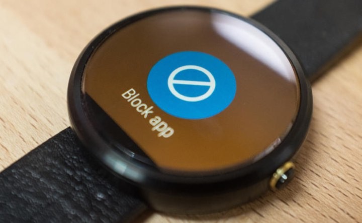 É possível ver vídeos do YouTube nos smartwatches Android Wear