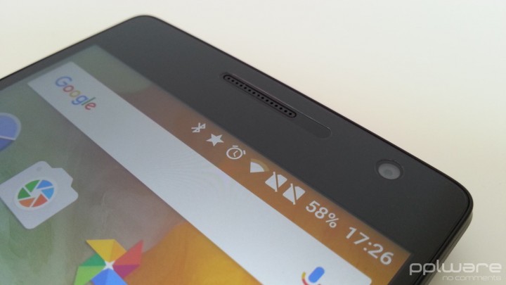 OnePlus 2 - Câmara frontal