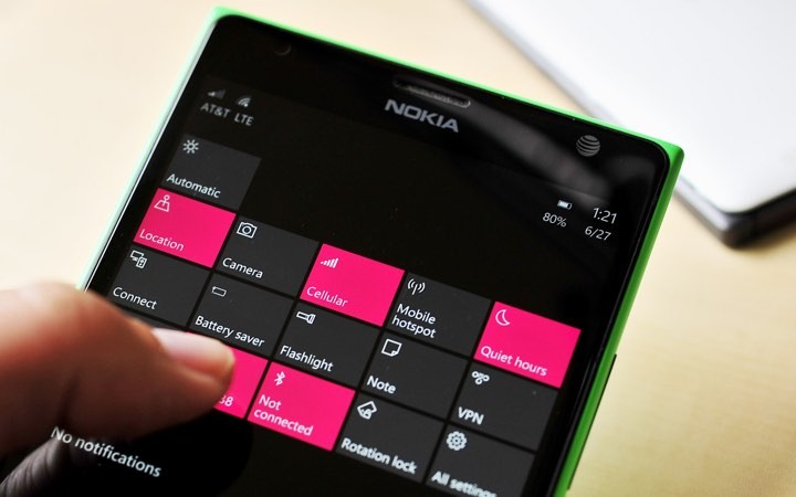 win_10_mobile_led