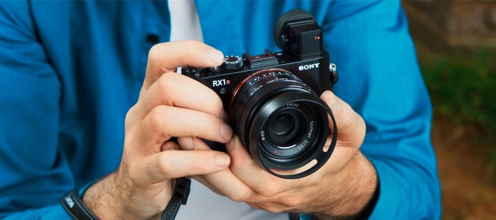 Sony RX1R II: a compacta com sensor full-frame retroiluminado