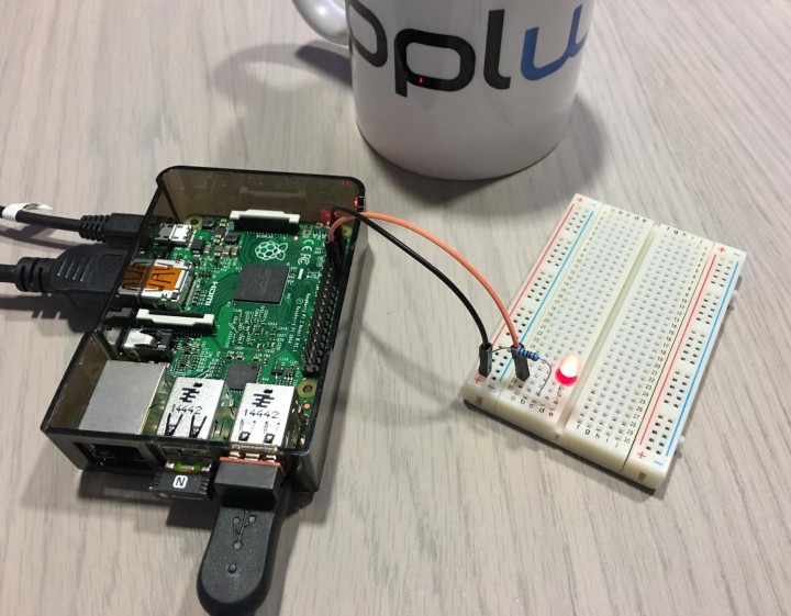Raspberry Pi: Como acender um LED?