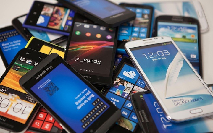 Samsung voltou a ser líder nas vendas de smartphones em 2015