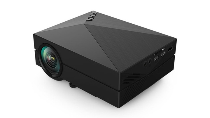 Projecte uma imagem de 130″ por menos de 70€ com o GM60
