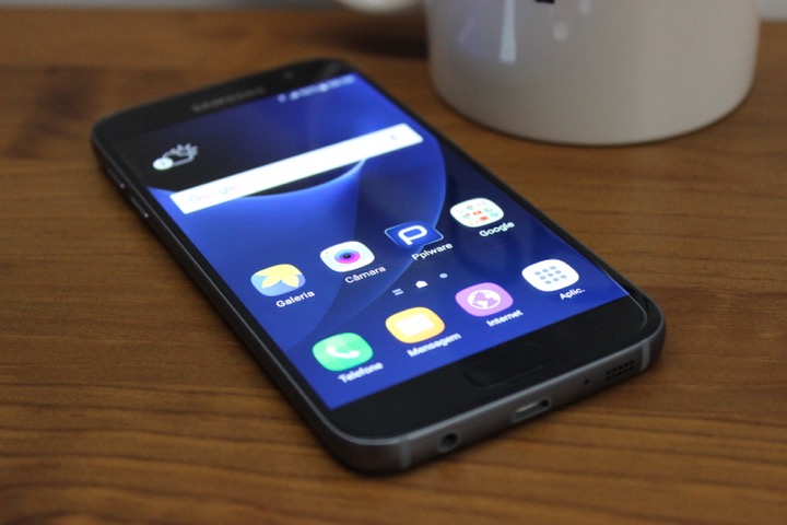 Testes de bateria dos Galaxy S7 decepcionam muito