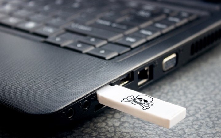 USB Killer: Pen USB que queima o seu PC já pode ser comprada