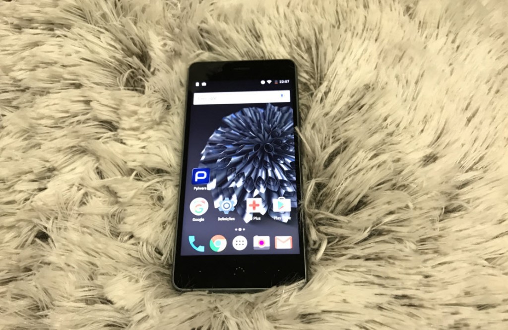 Unboxing BQ X5 Plus – O primeiro smartphone com Galileo
