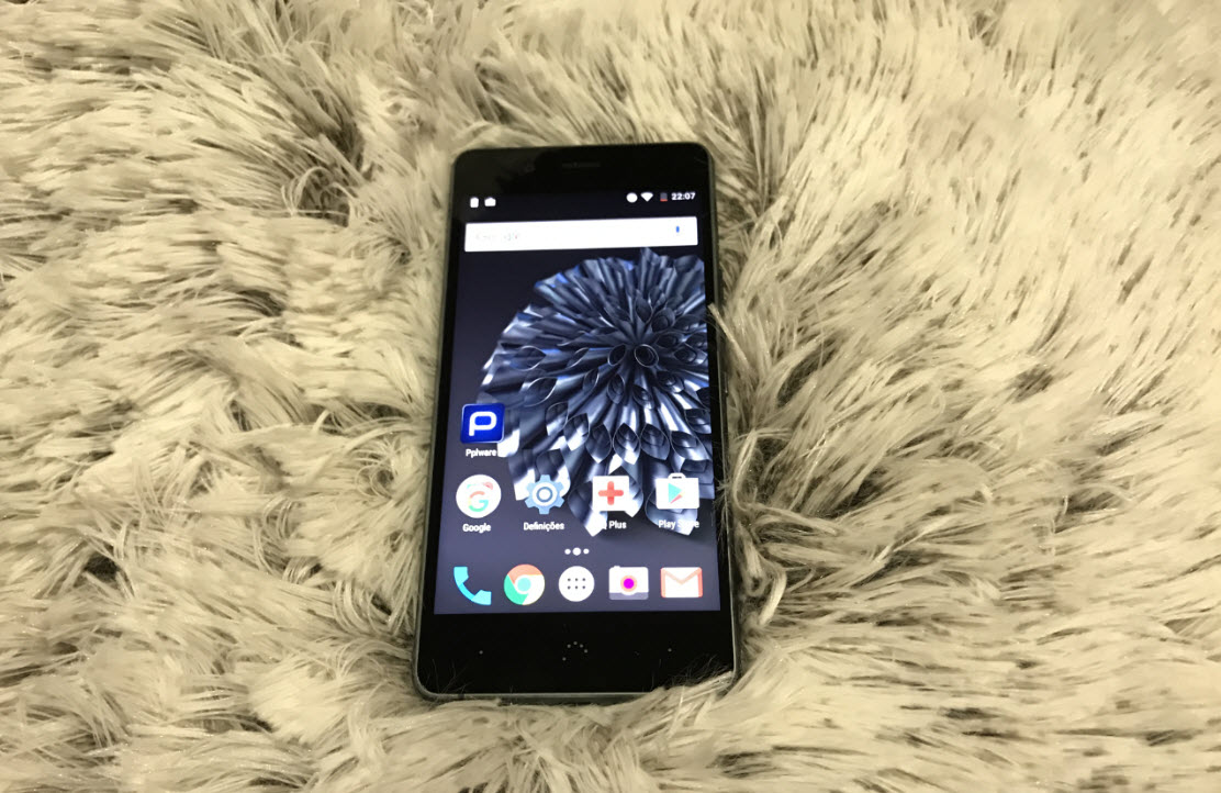 Unboxing BQ X5 Plus – O primeiro smartphone com Galileo