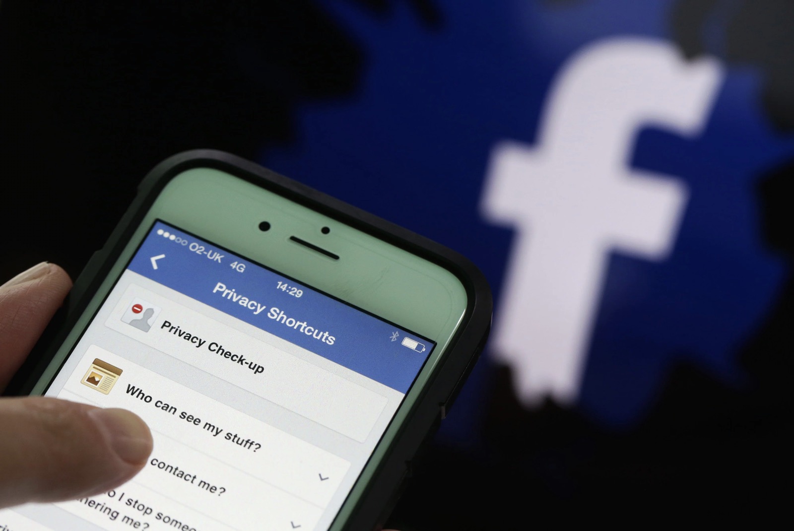 Está mais simples entender e gerir a privacidade no Facebook