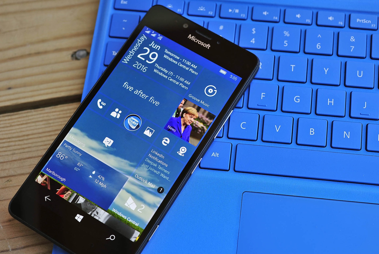 Microsoft confirmou que telefones vão receber o Creators Update