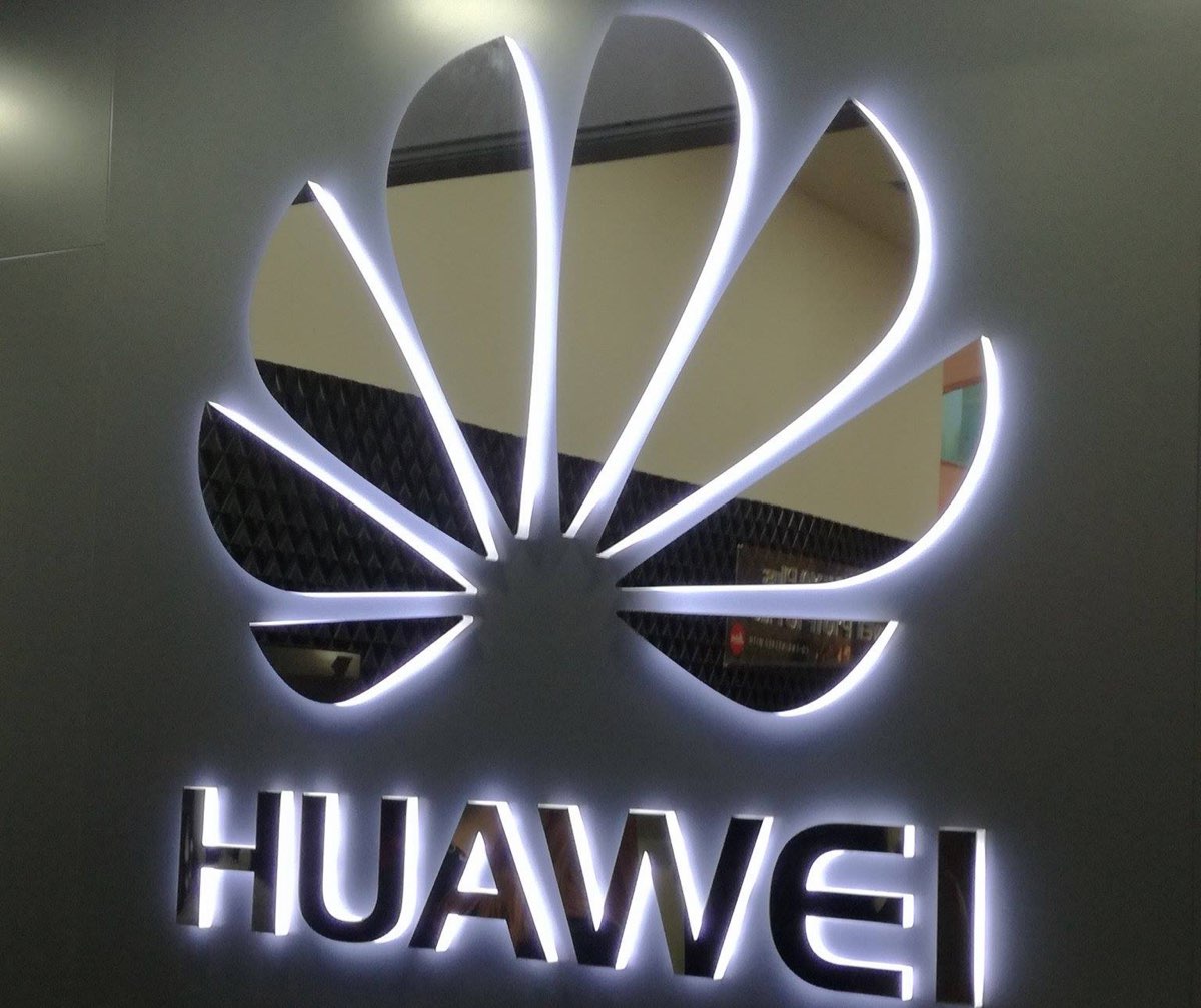 Huawei Store do Colombo celebra o seu primeiro aniversário