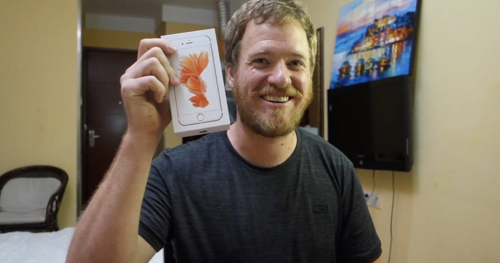 Podemos fazer um iPhone 6s peça a peça? Sim, veja como…