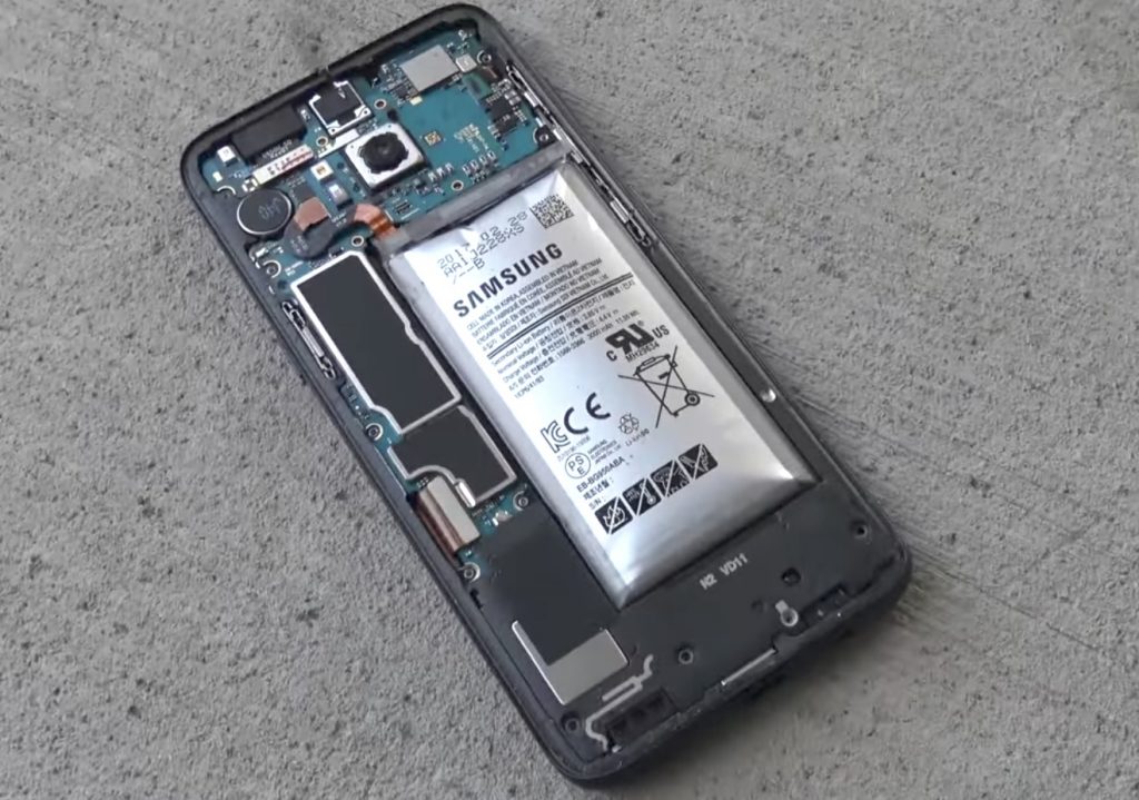 Galaxy S8 é testado ao extremo e a bateria incha mas…