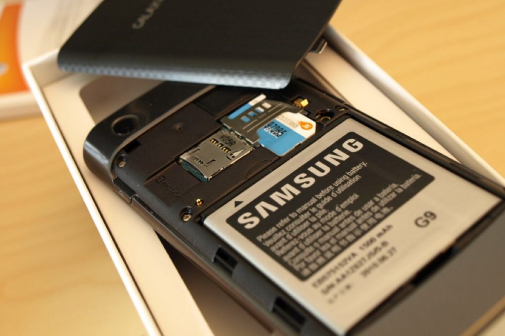 Samsung terá em breve no mercado baterias que não explodem