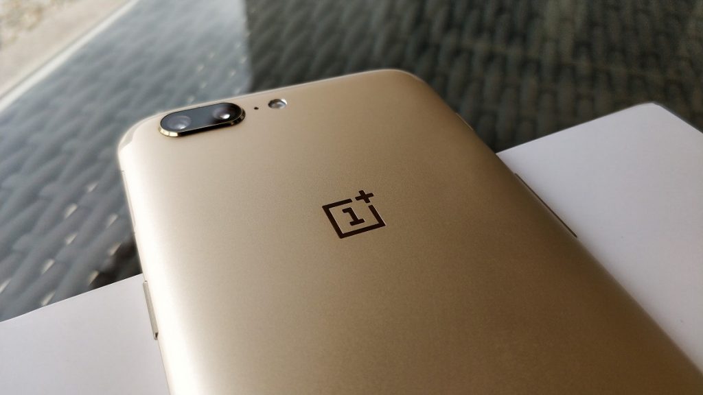 Conheça o novo OnePlus 5 Soft Gold Edition