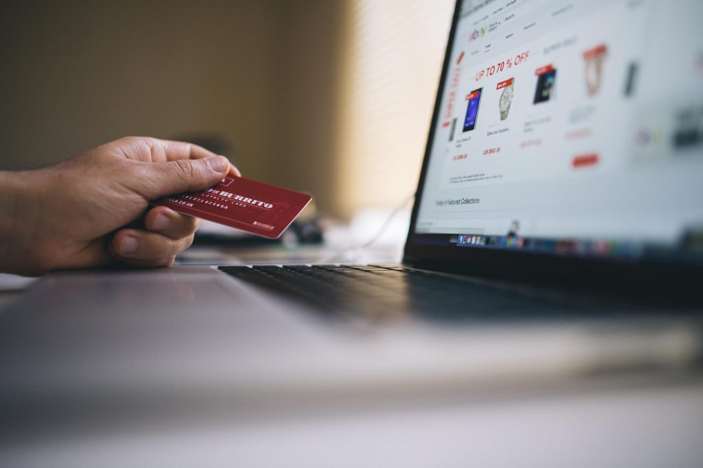 Portugal: Galinhas, porcos, coelhos, cabras… à venda na Internet