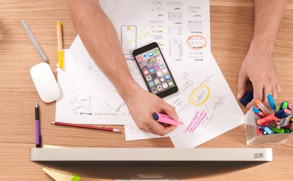 3 aplicações para quem procura emprego